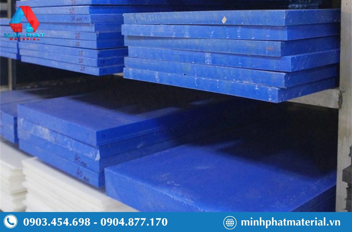 Thông tin chi tiết về nhựa POM xanh