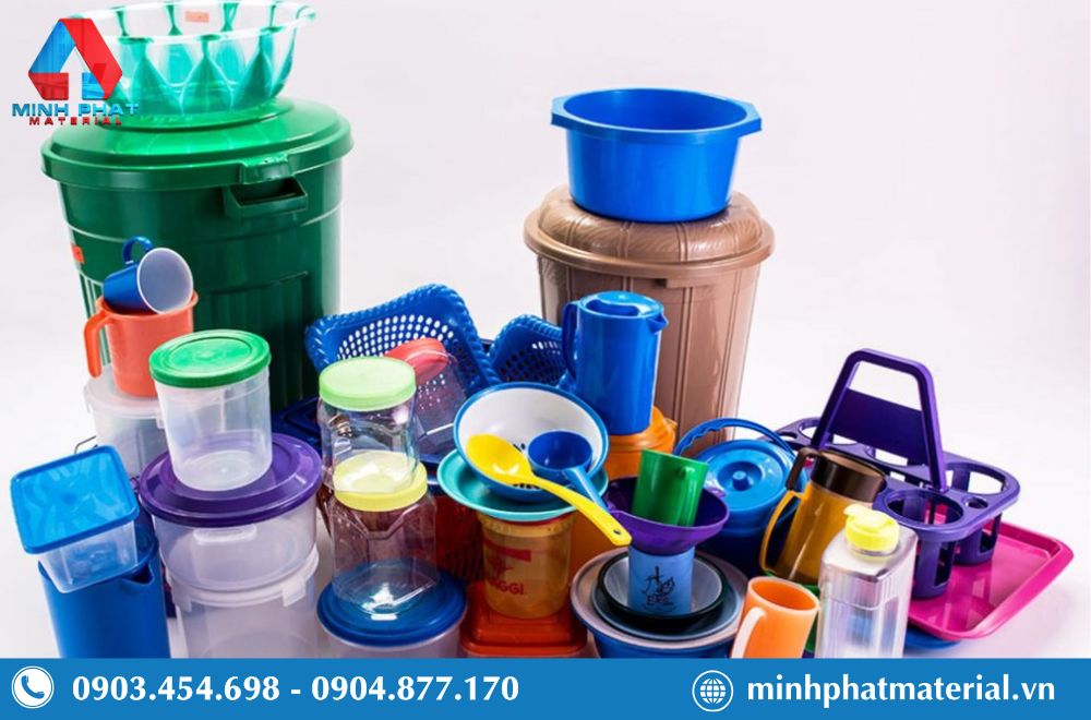 Nhựa là vật liệu nhân tạo được tạo ra từ các hợp chất hữu cơ tổng hợp được ứng dụng rộng rãi trong đời sống