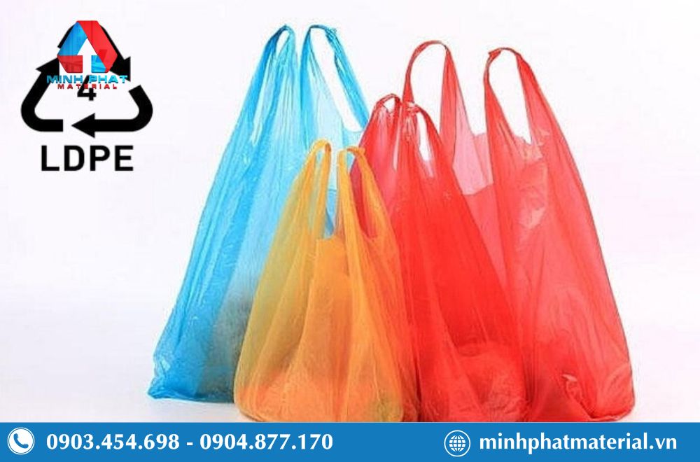 LDPE thường được sử dụng để chế tạo găng tay nylon, túi nylon