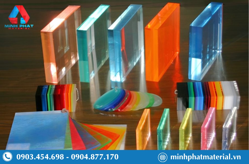 Cấu trúc phân tử ổn định là nền tảng cho những đặc tính vật lý vượt trội của nhựa PMMA