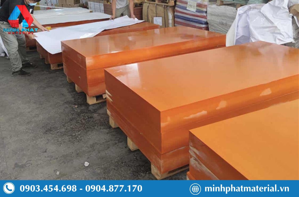 Phíp Bakelite có thể chống lại axit loãng, kiềm, dung môi hữu cơ và nhiều loại hóa chất khác