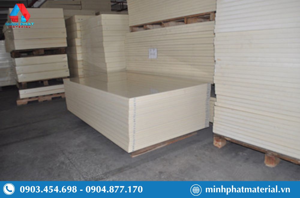 Ứng dụng thực tế của tấm nhựa PVC màu mỡ gà