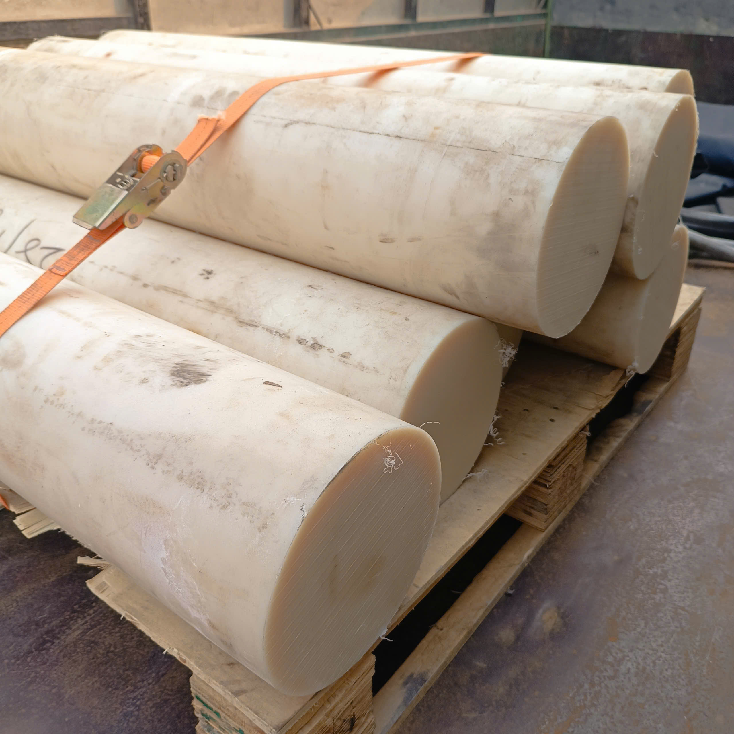 Nhựa Kỹ Thuật MC Nylon cho cơ khí chế tạo